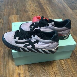 Off-White c/o Virgil Abloh Vulcanized Sneaker Low Meteor Shower UE 38